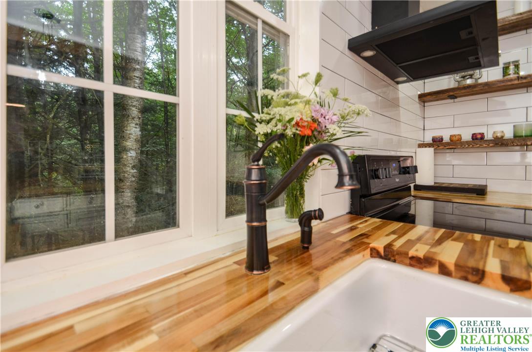 120 Spring Run Road Property Photo 11
