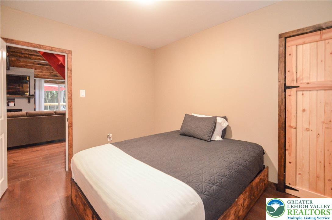 120 Spring Run Road Property Photo 17
