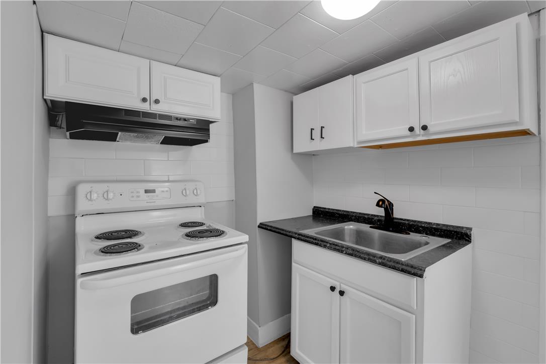 149 West Ridge Street 2b Property Photo 5