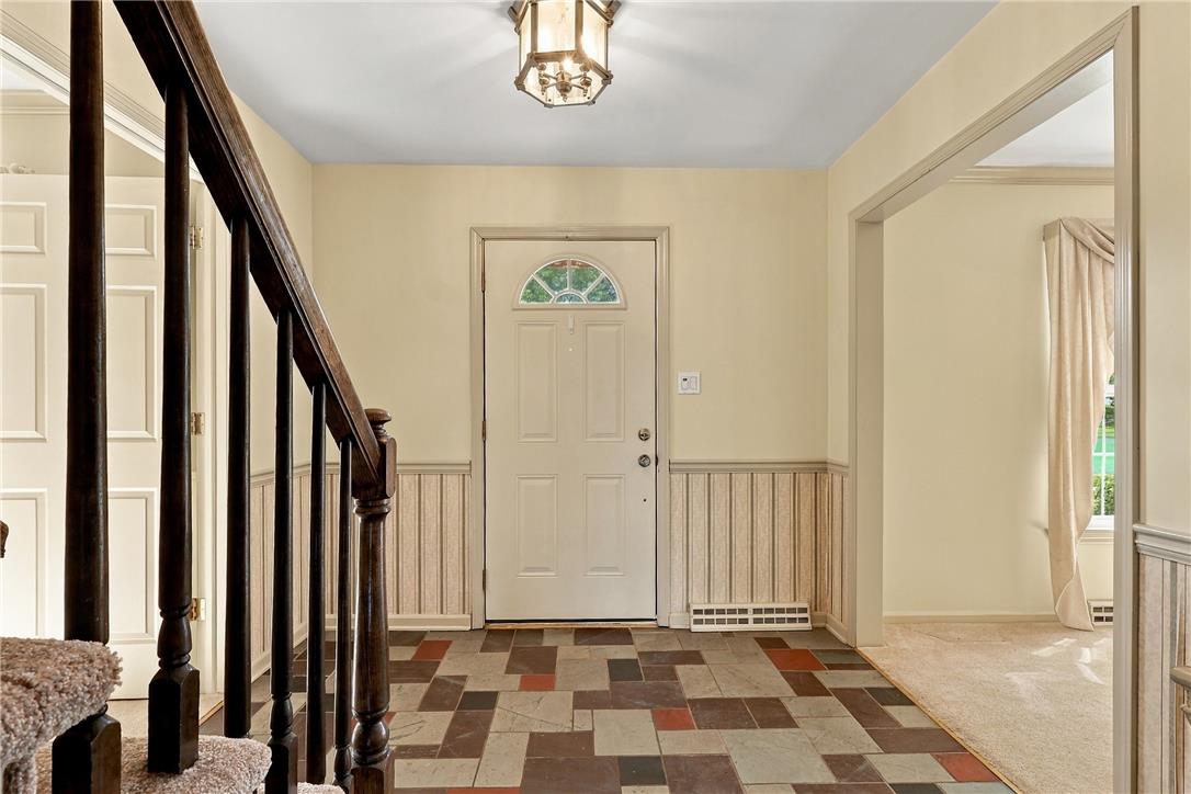 1285 Clearview Circle Property Photo 4
