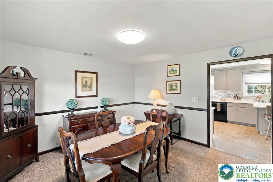 3834 Estate Drive Property Photo 12