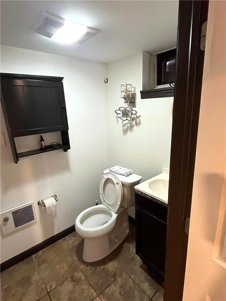 1735 Jefferson Avenue Property Photo 14