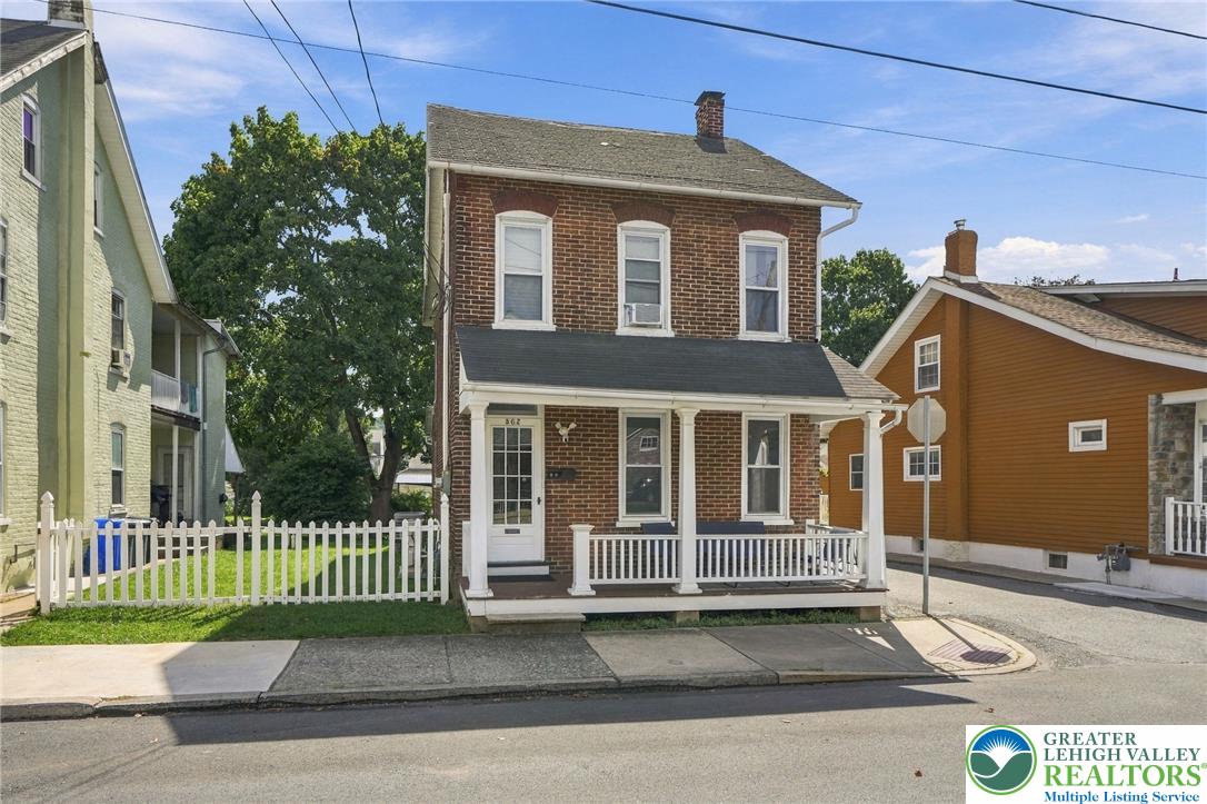 562 Ridge Street Property Photo 1