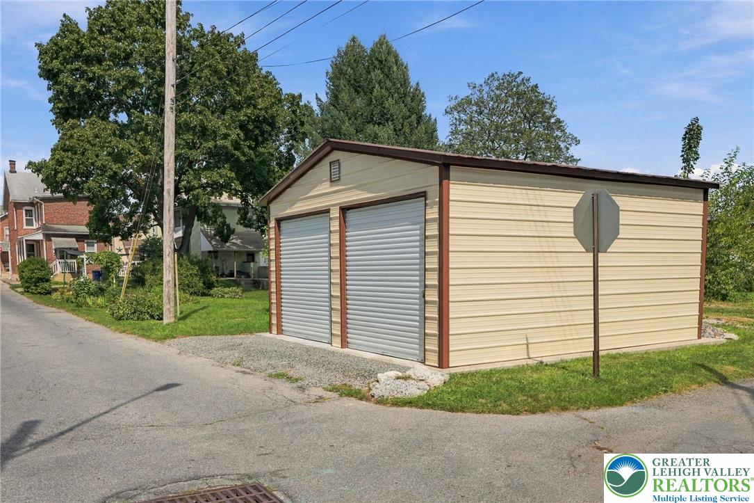 562 Ridge Street Property Photo 36