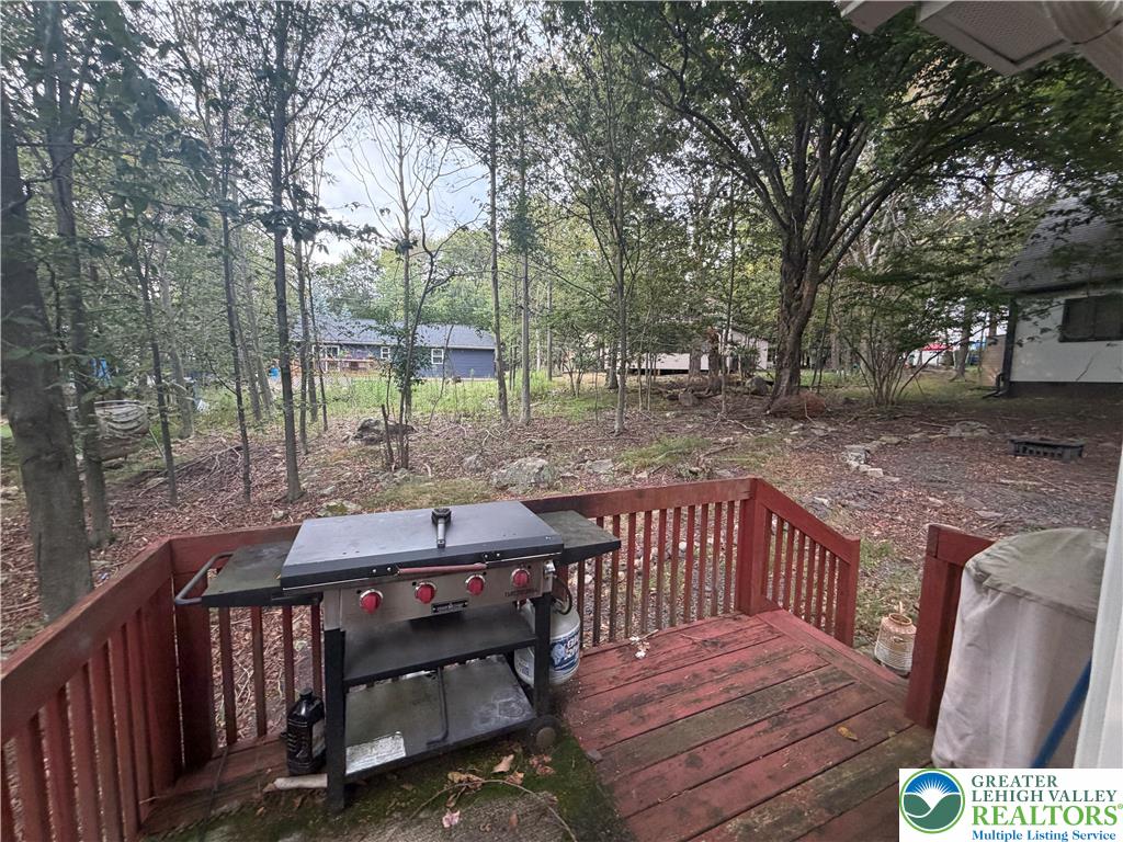 7642 Rainbow Drive Property Photo 4