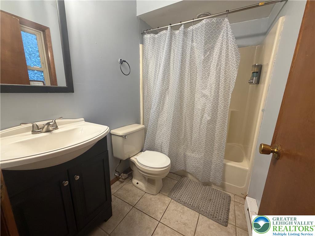 7642 Rainbow Drive Property Photo 5