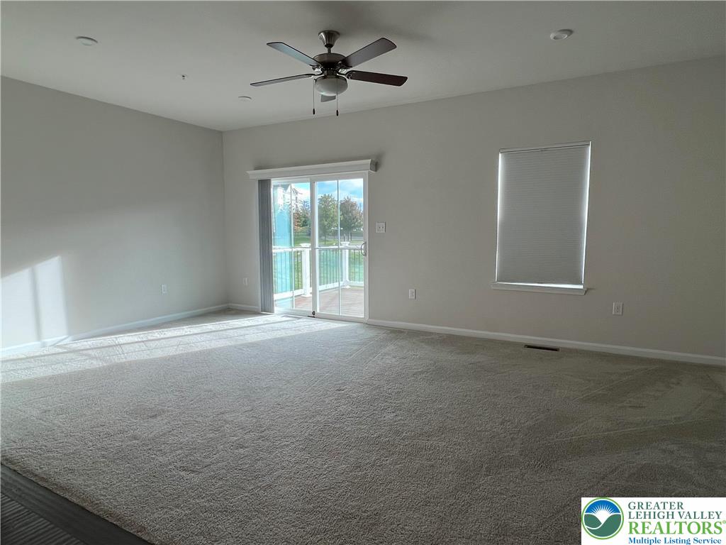 2356 Raya Way Property Photo 5