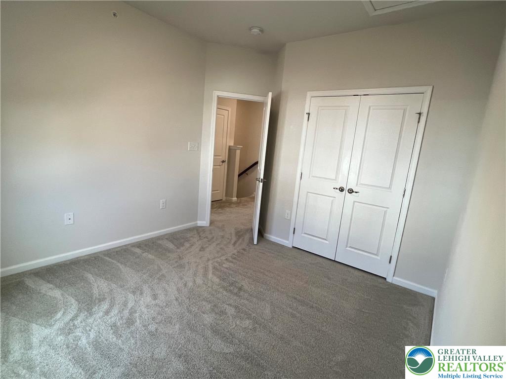 2356 Raya Way Property Photo 16