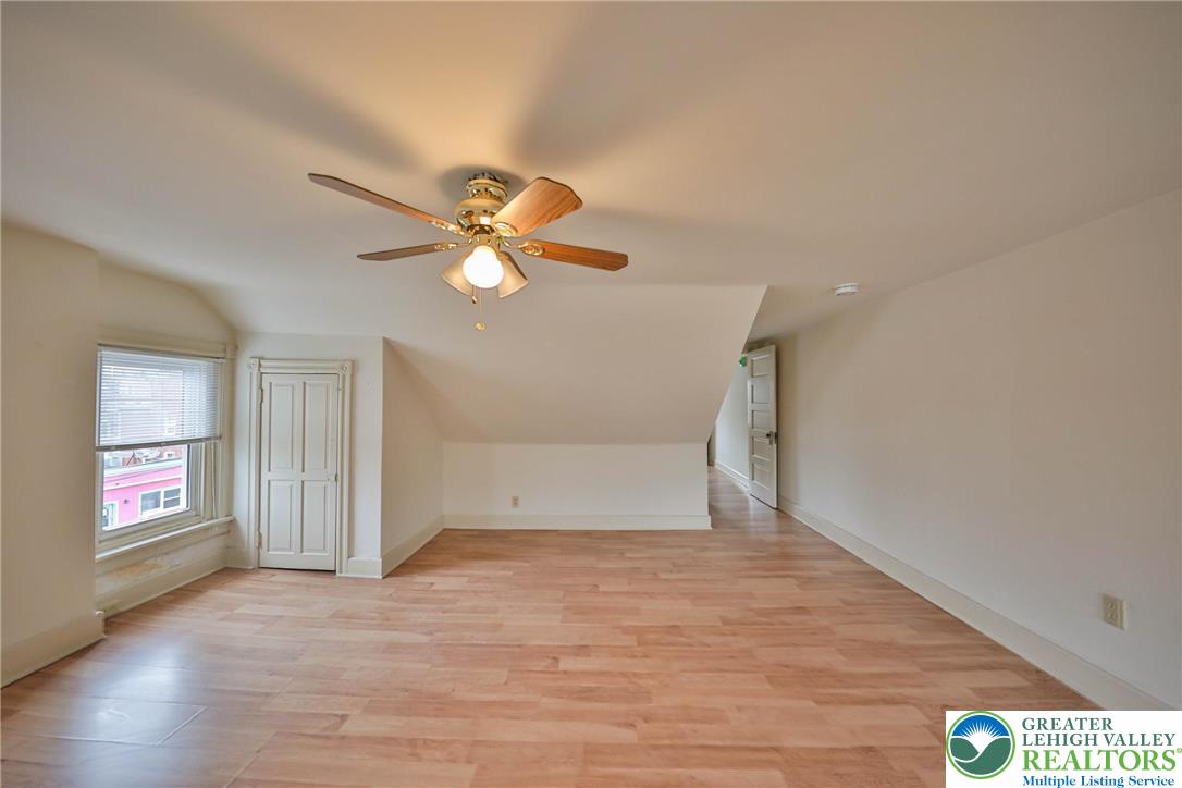 300 Locust Street Property Photo 13