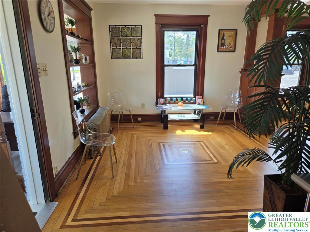 2166 Eaton Avenue Property Photo 11