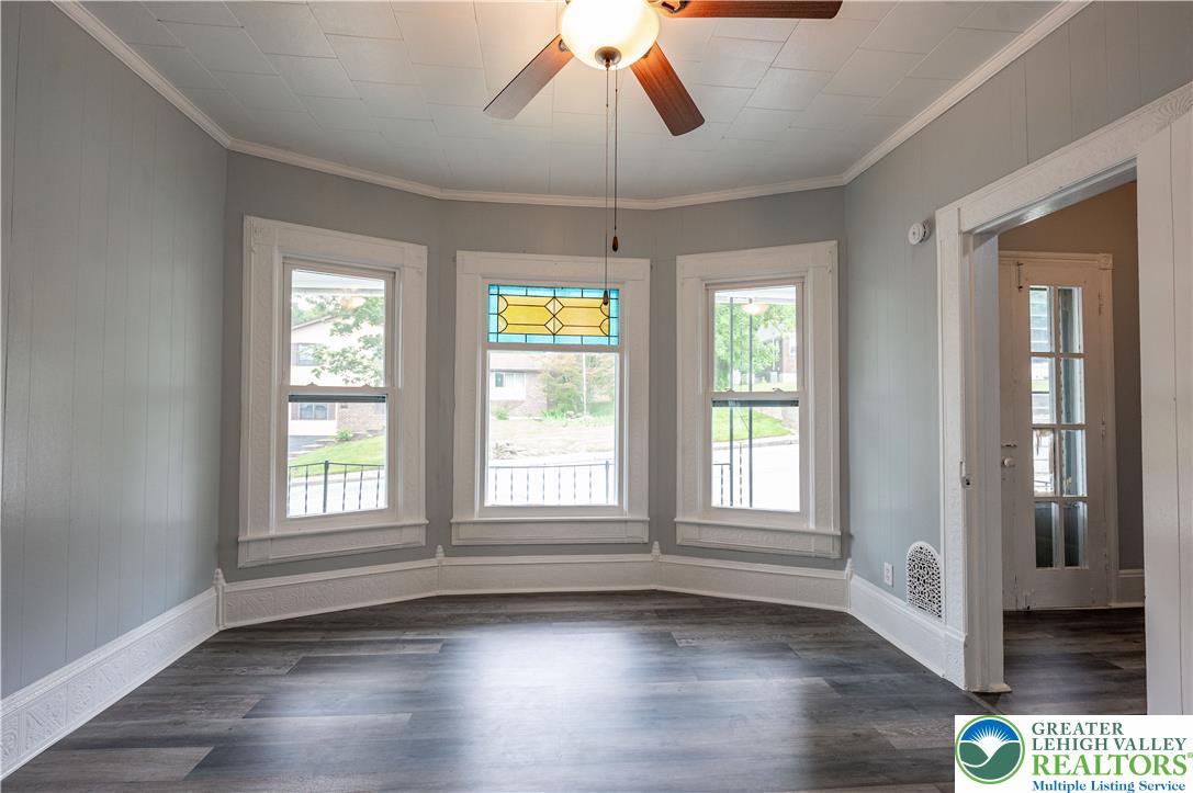 739 Broadway Property Photo 6