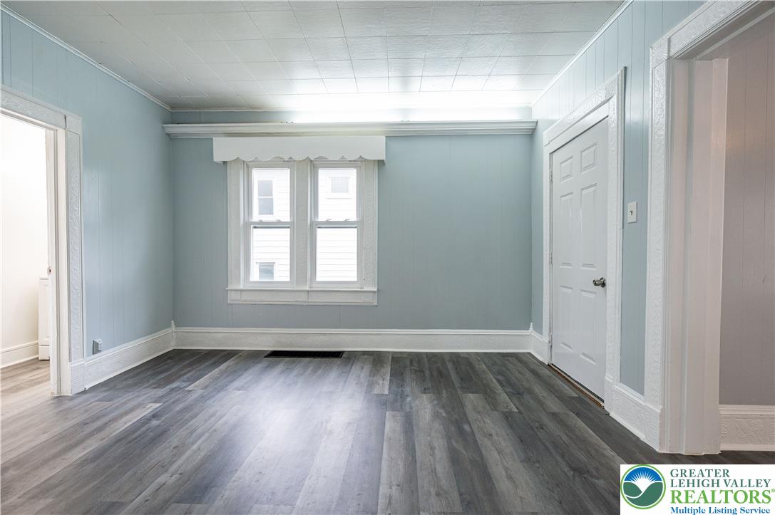 739 Broadway Property Photo 10