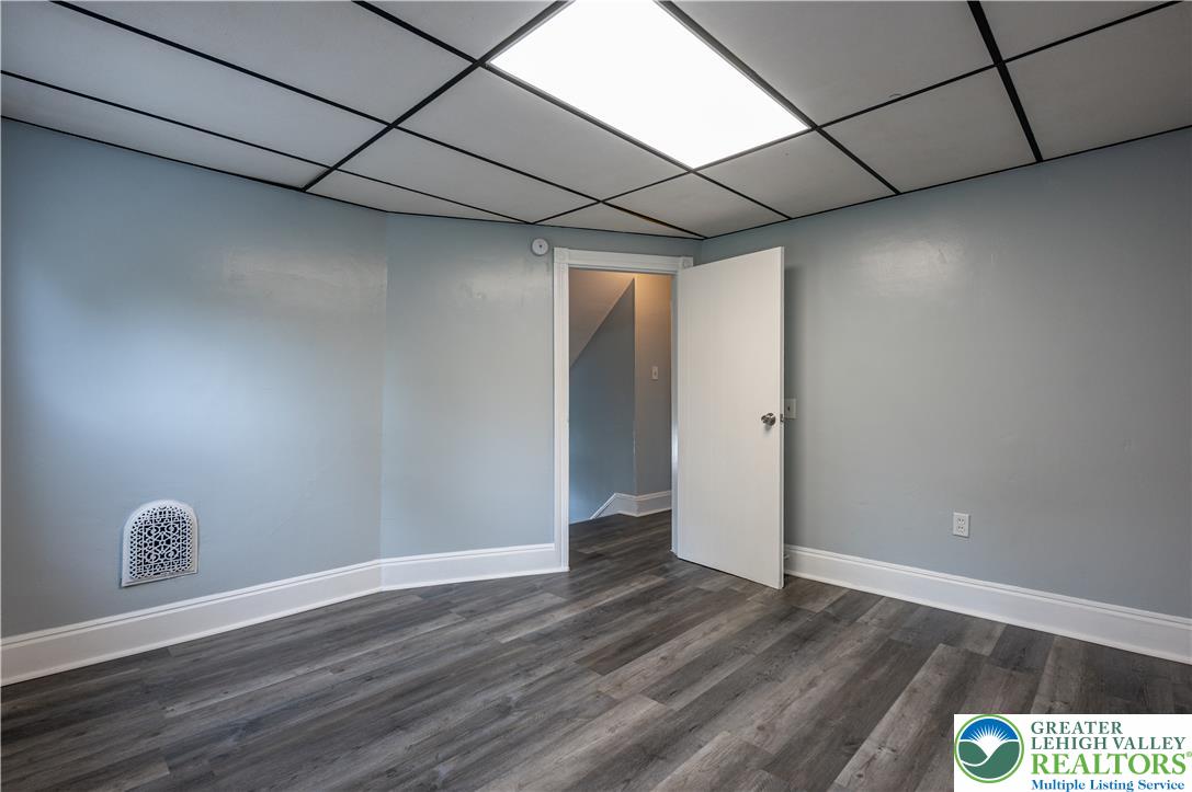 739 Broadway Property Photo 28