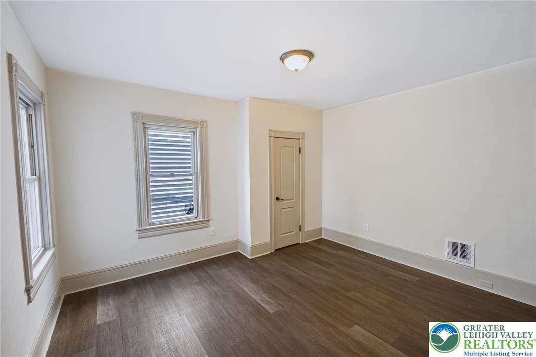 1319 Northampton Street 2 Property Photo 8