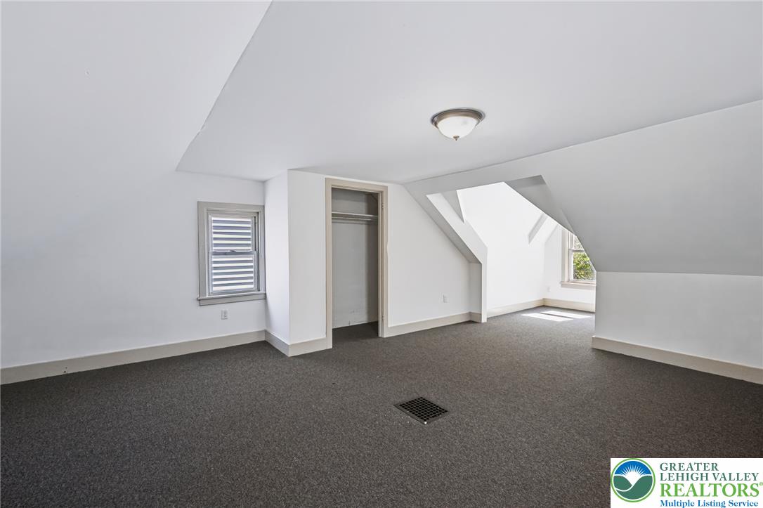 1319 Northampton Street 2 Property Photo 13