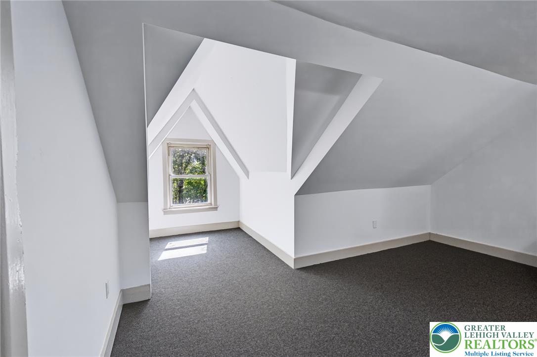 1319 Northampton Street 2 Property Photo 14