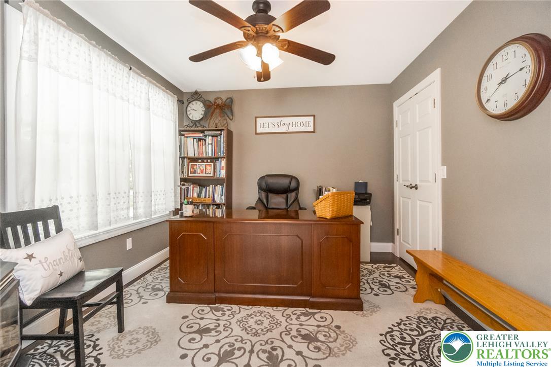 210 Piney Woods Drive Property Photo 7