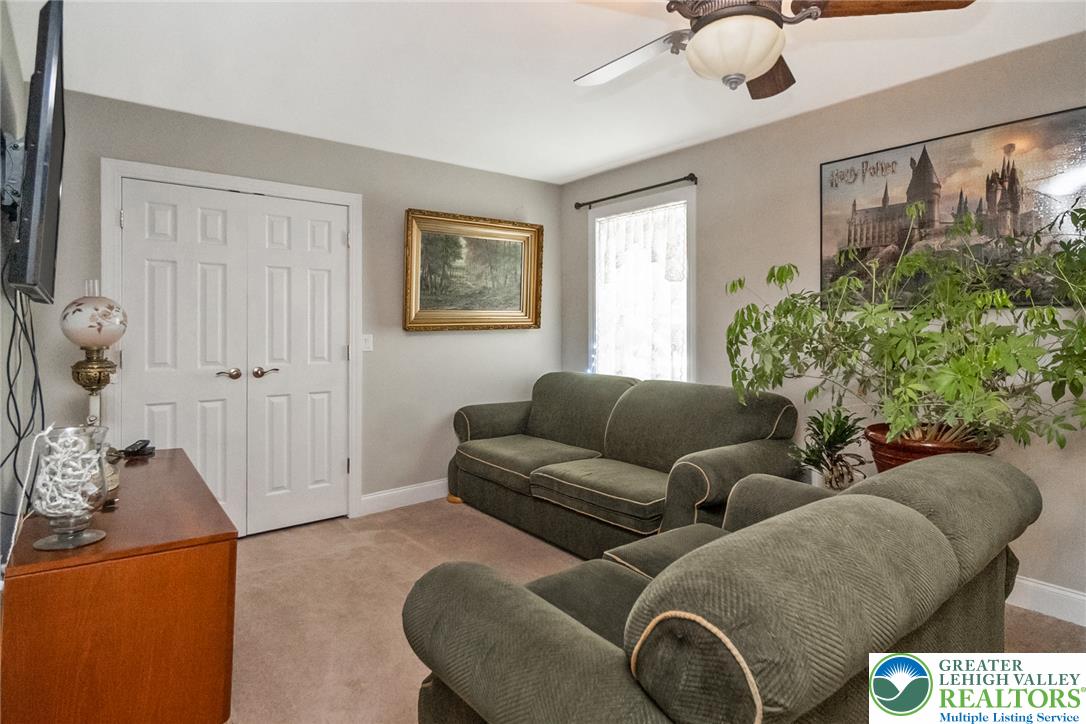 210 Piney Woods Drive Property Photo 10