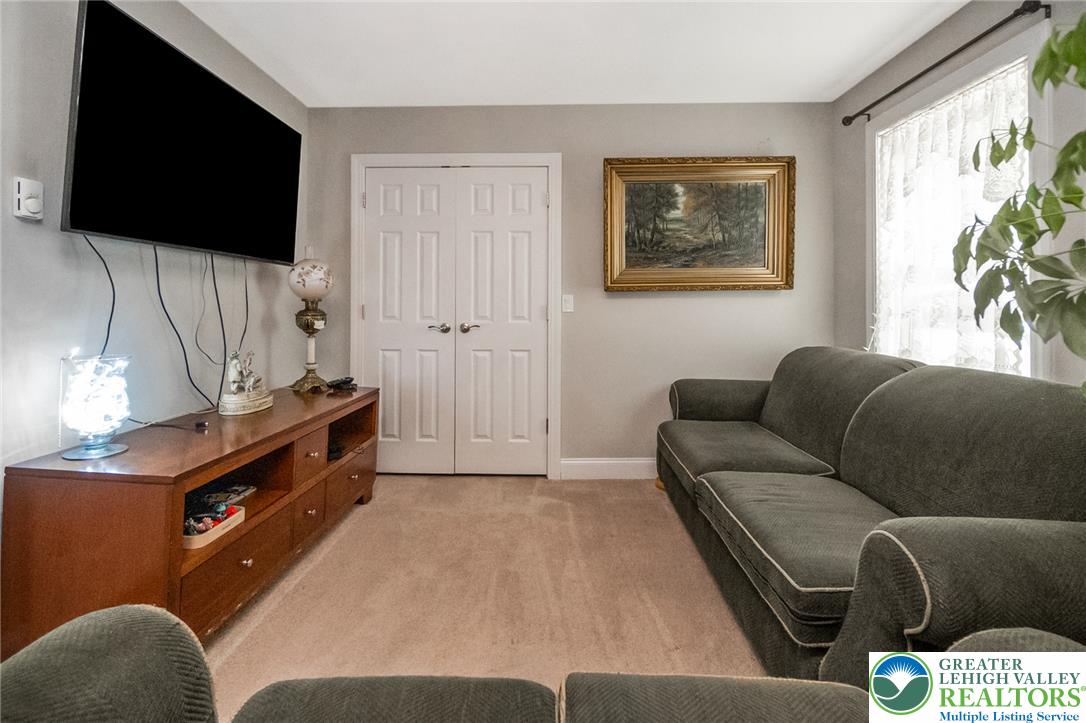 210 Piney Woods Drive Property Photo 11