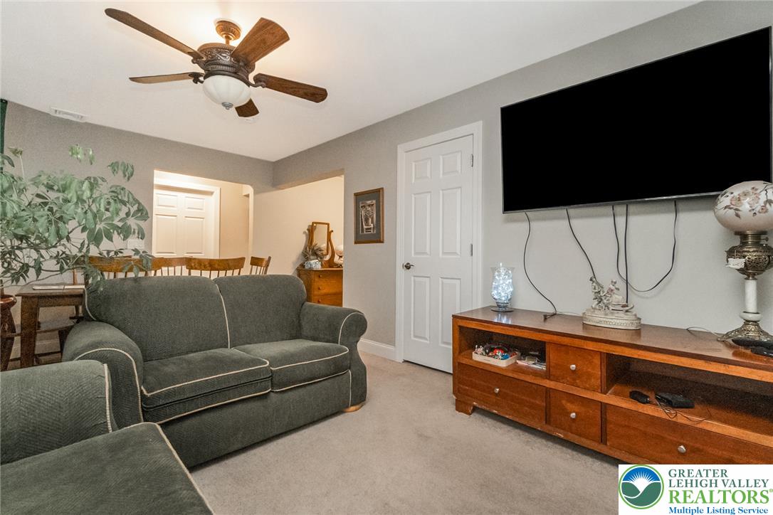 210 Piney Woods Drive Property Photo 12