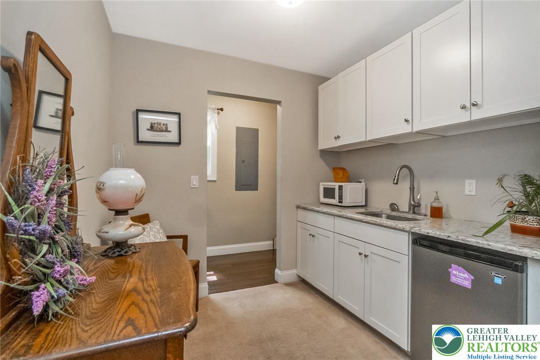 210 Piney Woods Drive Property Photo 15