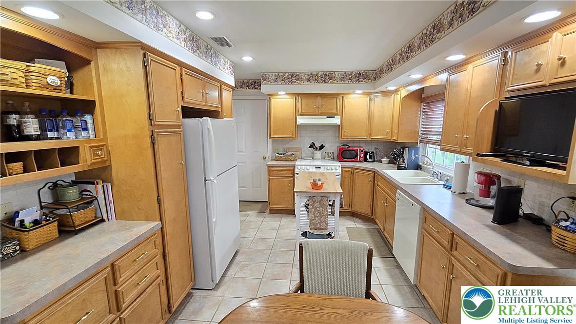 4474 Phillip Street Property Photo 5