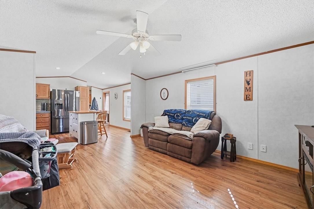 6129 Memorial Road Property Photo 11
