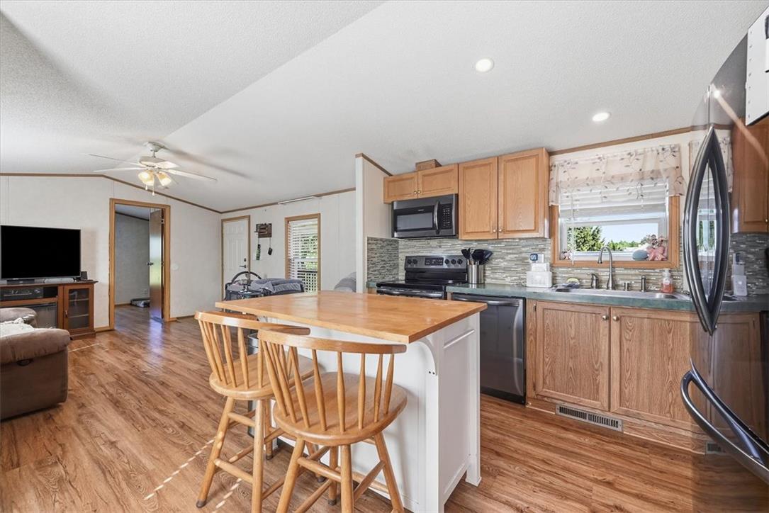 6129 Memorial Road Property Photo 19
