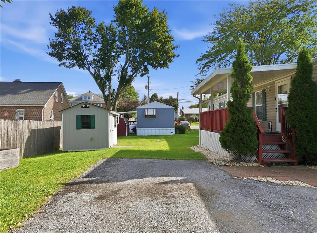 6129 Memorial Road Property Photo 34