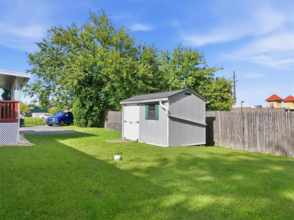 6129 Memorial Road Property Photo 37