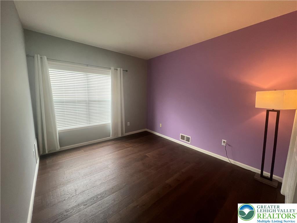 424 Waterford Terrace Property Photo 19