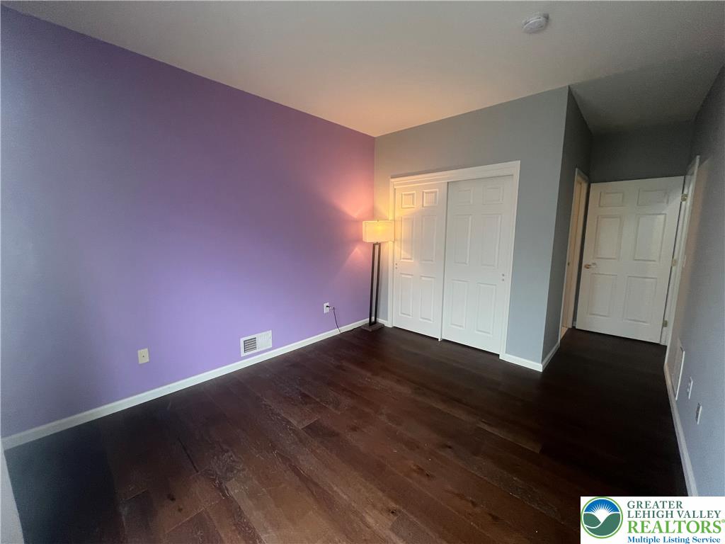 424 Waterford Terrace Property Photo 20