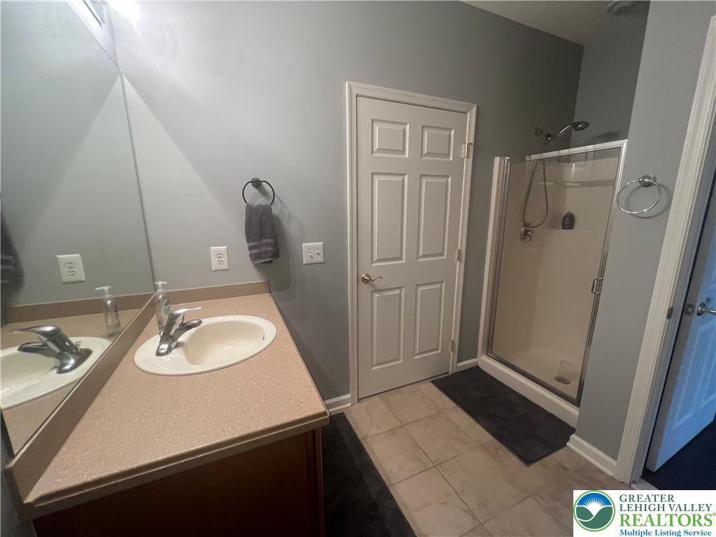 424 Waterford Terrace Property Photo 22