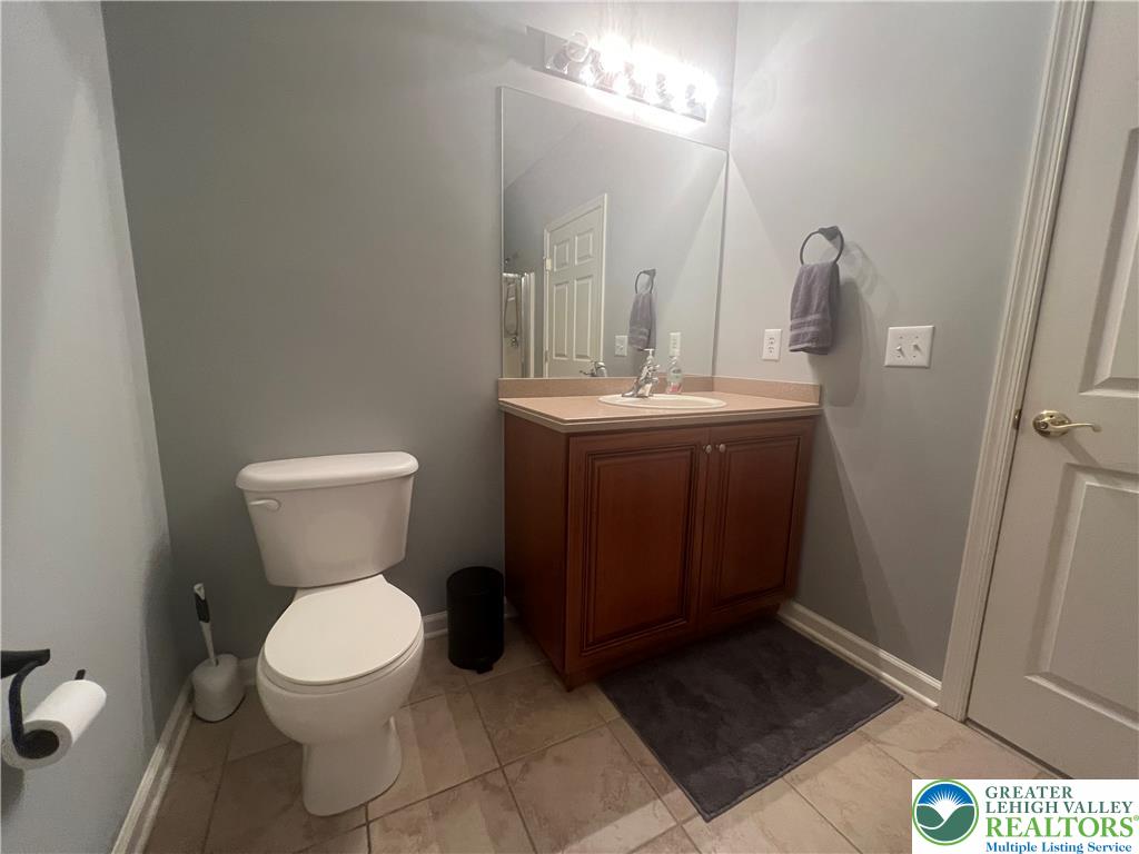 424 Waterford Terrace Property Photo 23
