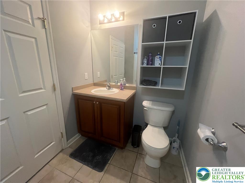 424 Waterford Terrace Property Photo 27