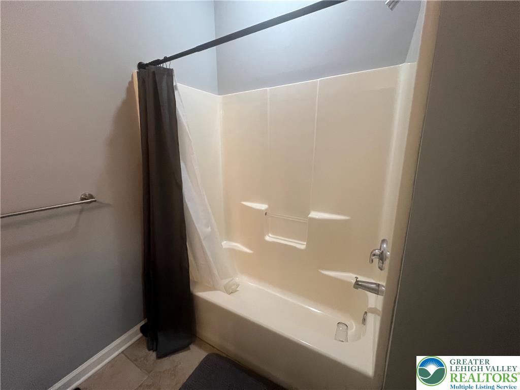 424 Waterford Terrace Property Photo 28