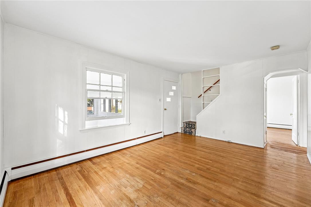 1325 Byfield Street Property Photo 6