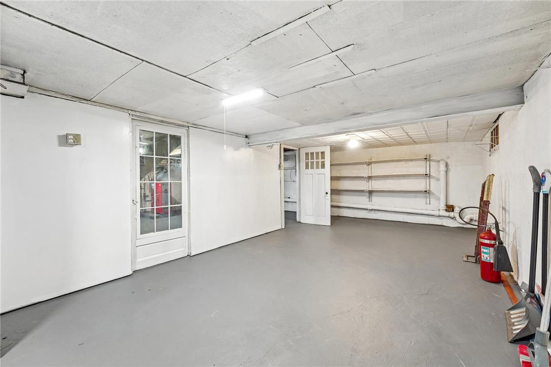 1325 Byfield Street Property Photo 25