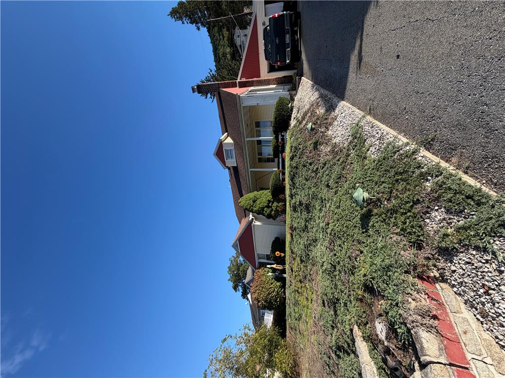 428 East Center Street Property Photo 4