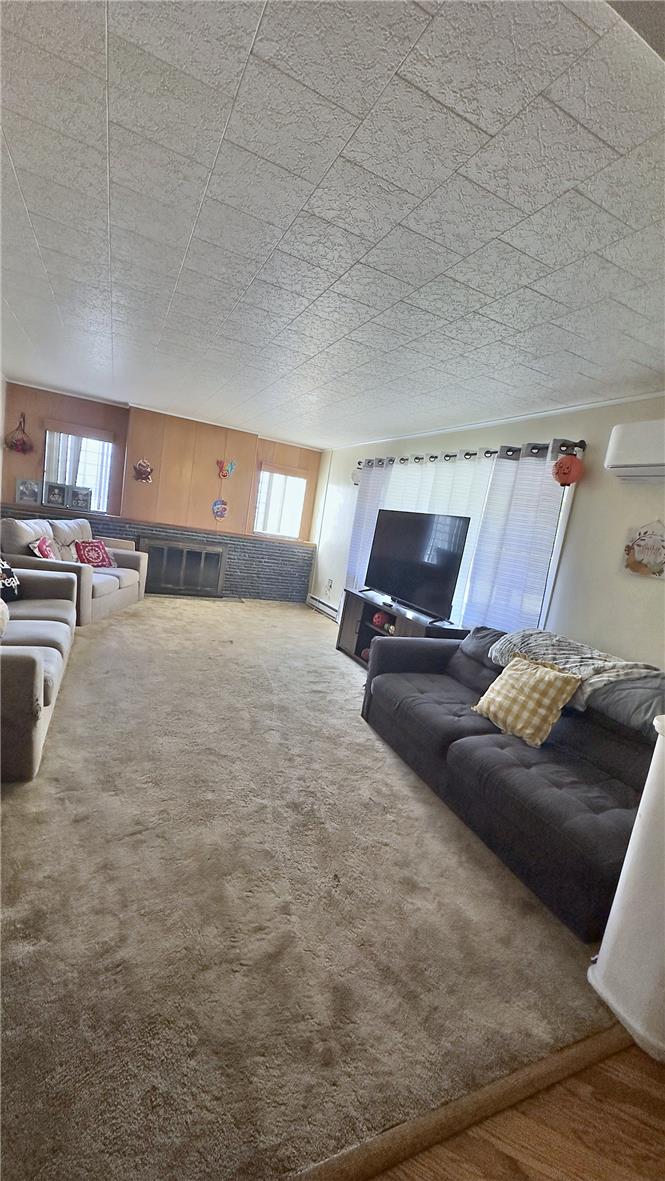 428 East Center Street Property Photo 13