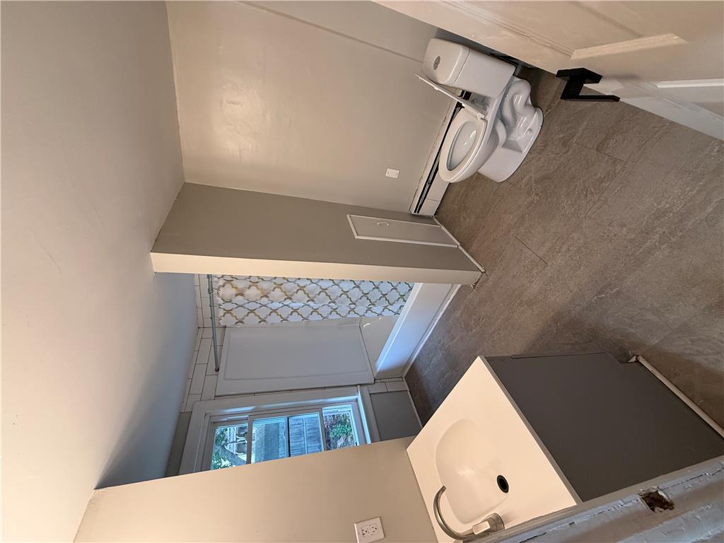 620 Martins Lane Property Photo 9