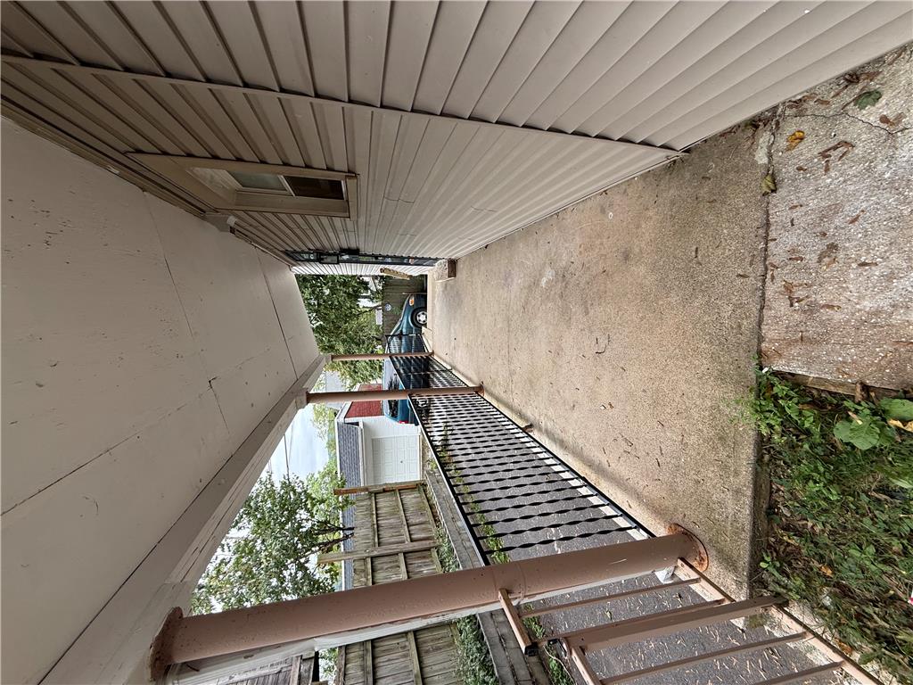 620 Martins Lane Property Photo 17