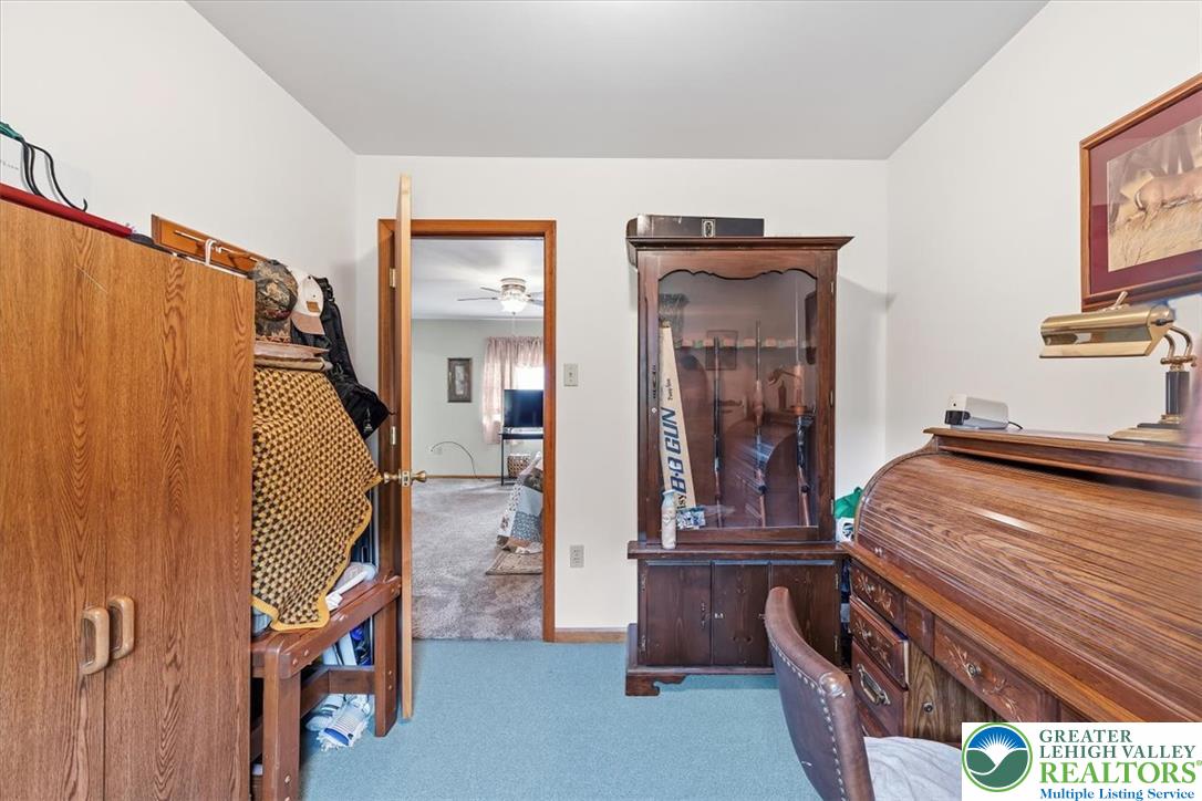 322 West 10th Street Property Photo 24