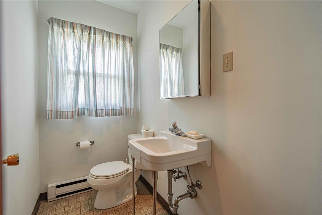 2231 Fuller Street Property Photo 6