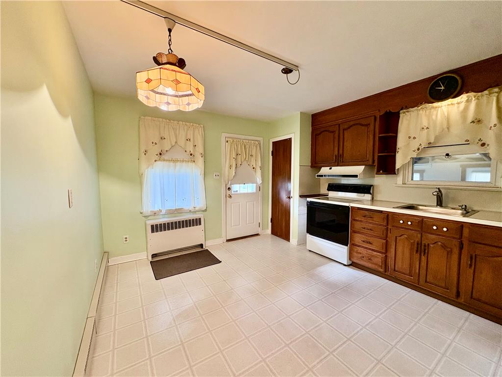 4874 Cherry Lane Property Photo 8