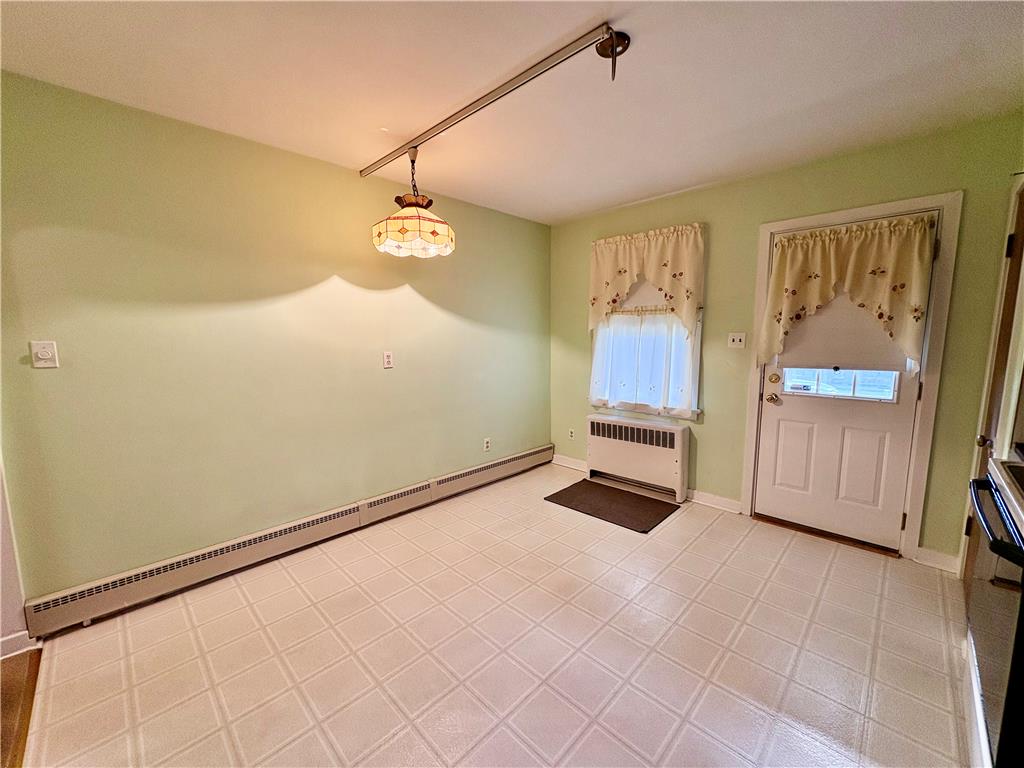 4874 Cherry Lane Property Photo 9