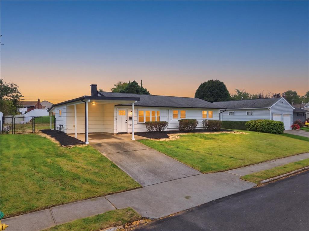 1117 Center Street Property Photo 1