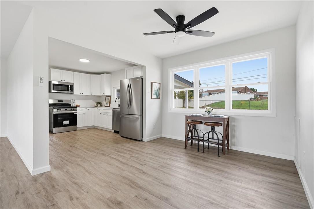 1117 Center Street Property Photo 4