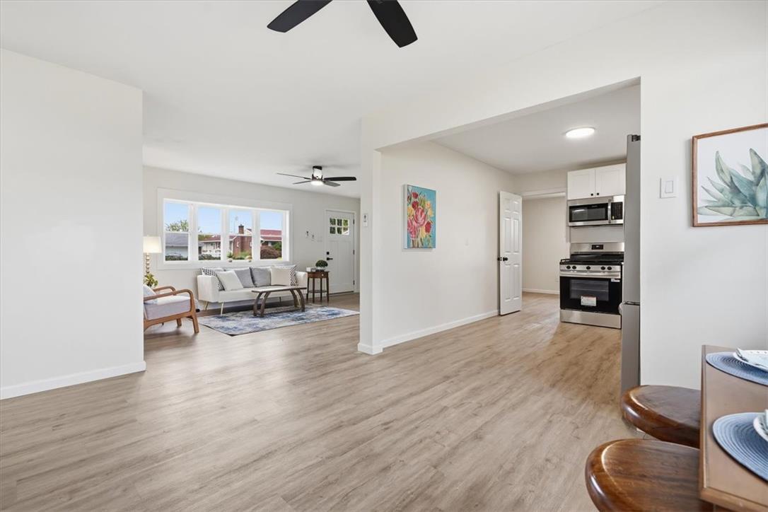 1117 Center Street Property Photo 5