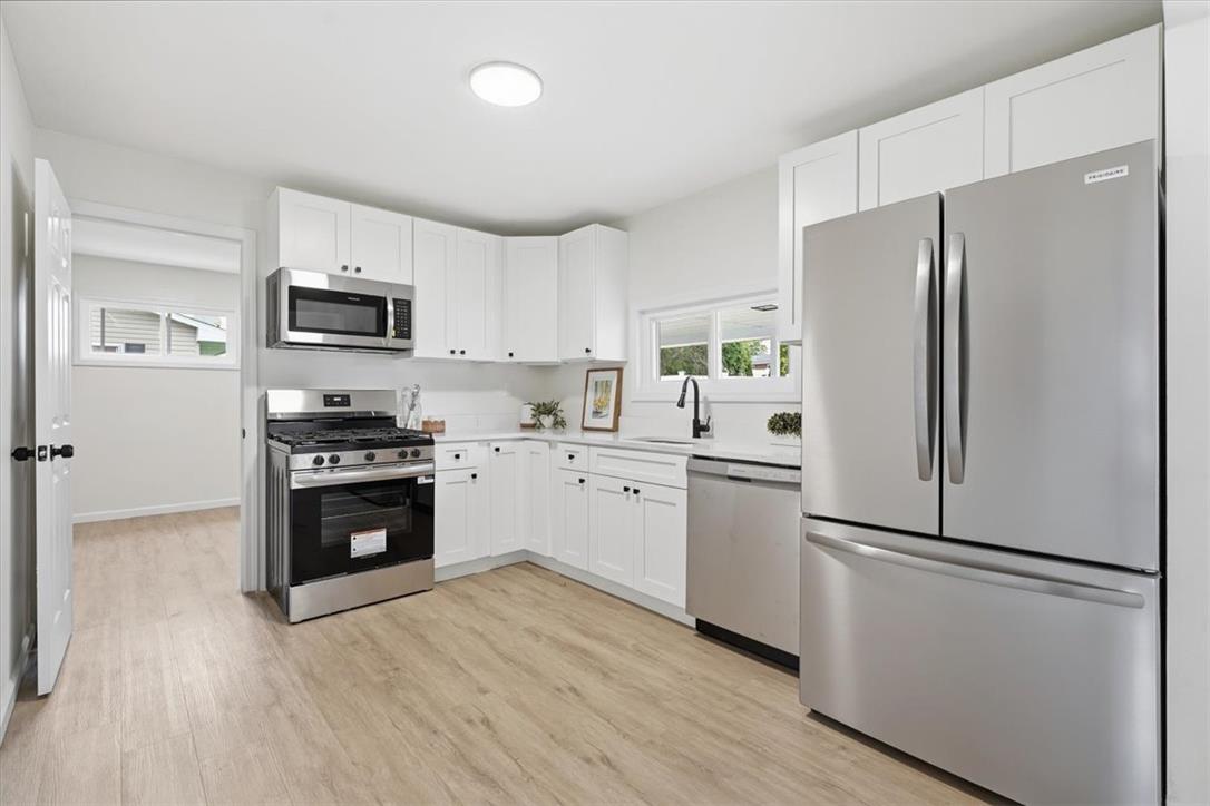 1117 Center Street Property Photo 6